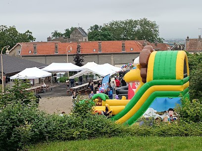 J-Air events Location de structures gonflables et jeux en bois, Loueur de Matériel de Fête à Pomacle
